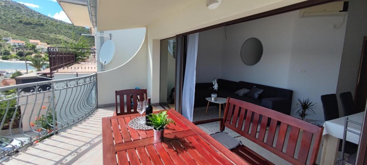 Apartman Mila Marina Extérieur photo